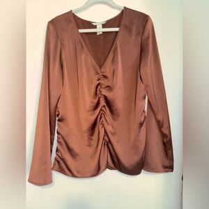 H&M Dark Brown Pullover Top Satin V-Neck Blouse Large